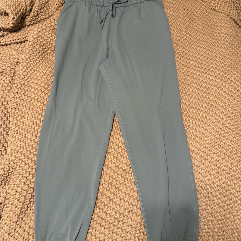 EUC Lululemon Olive Green Joggers